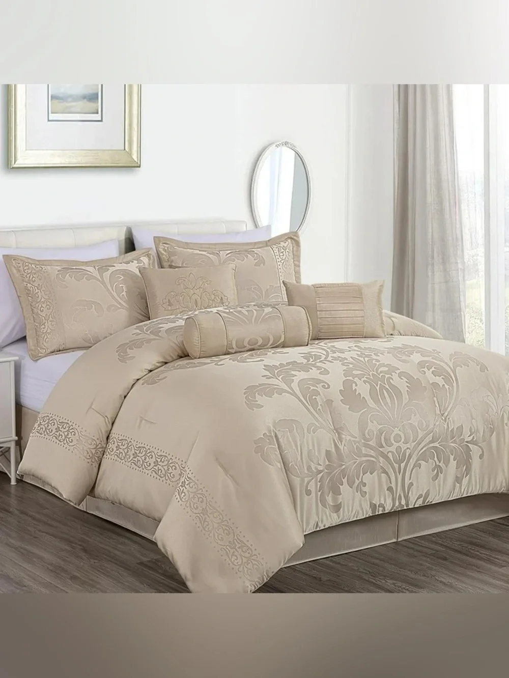 Luxury Damask Queen 3 piece Comforter Set in Champagne